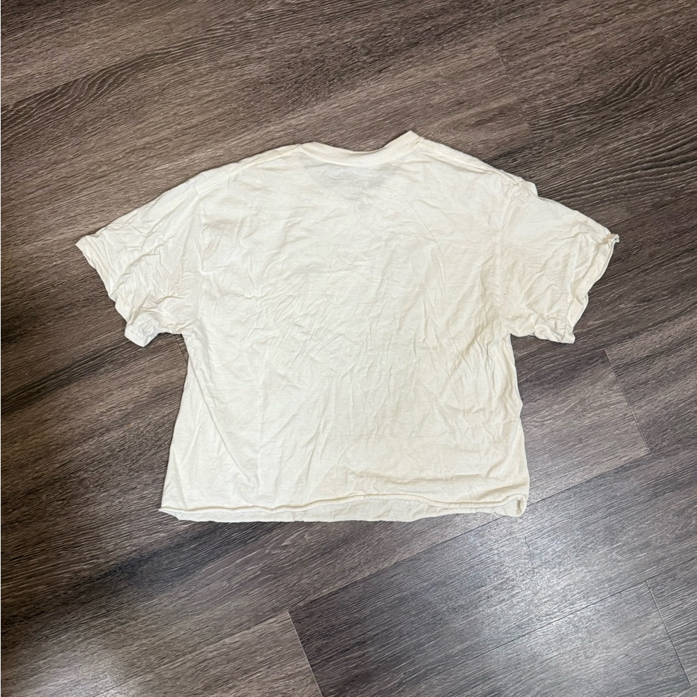 Cream Graphic Crop Top - Picture 4 of 4